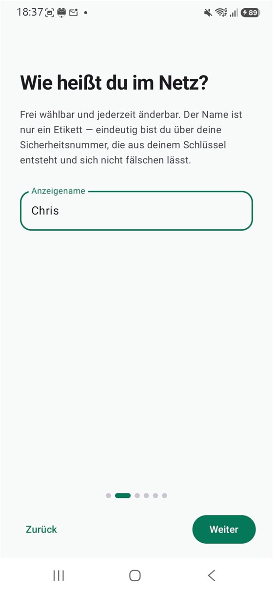 Einrichtung — Anzeigename wählen
